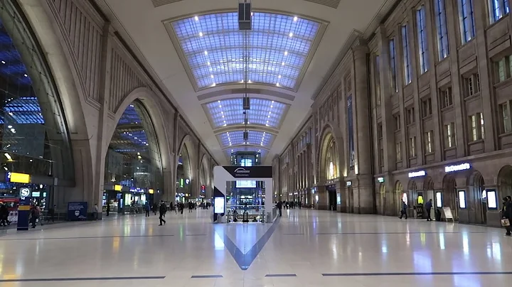THIS RAILWAY STATION IS LIKE A CATHEDRAL (Leipzig - Germany)
