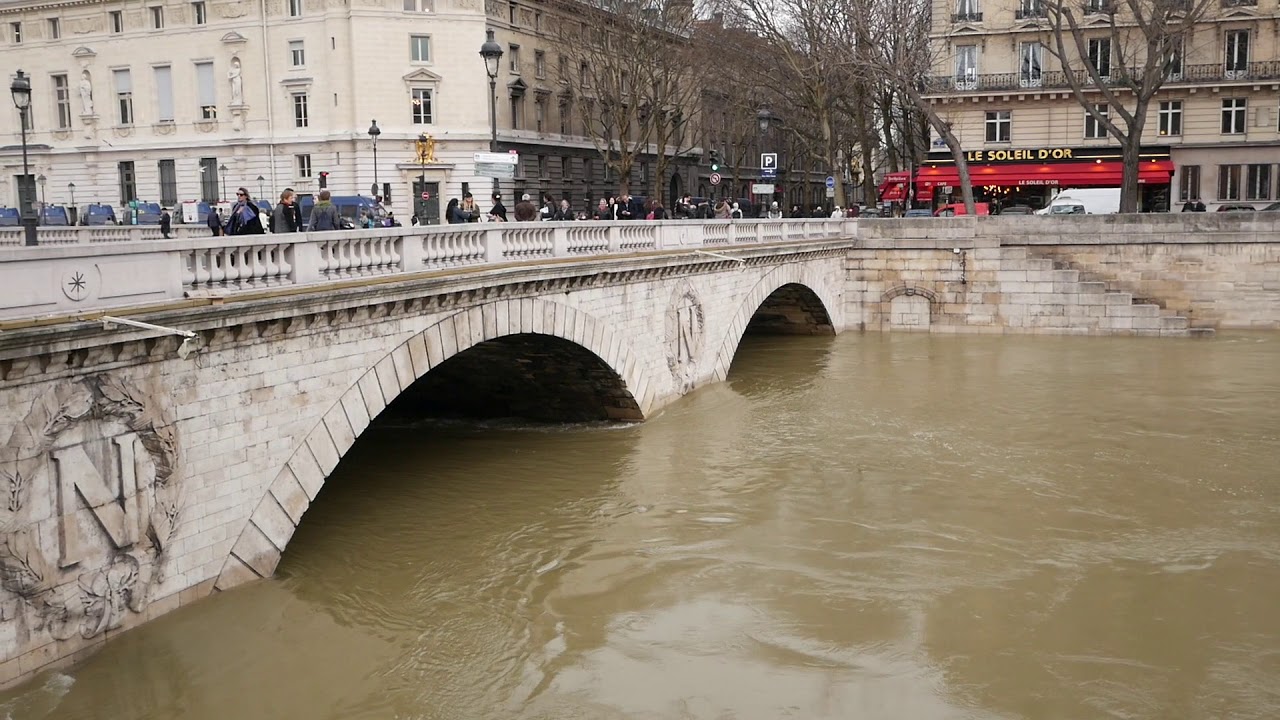 Paris flood alert 2018