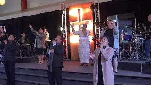 Gateway Worship Team "O lau Afio" (Original by Timo & Margaret Morisa)