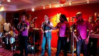banda unik 88 palace la aldaba
