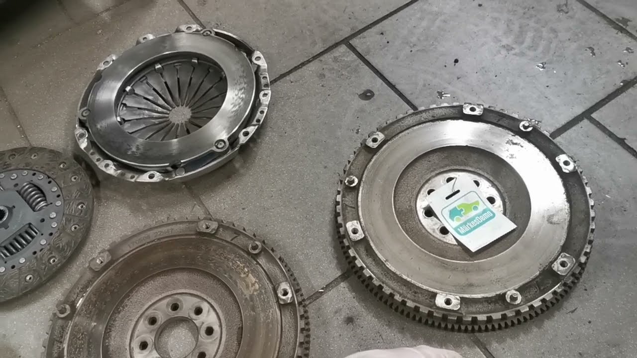 Vibration i kopplingen / Vibration in the clutch / Вибрации в сцеплении