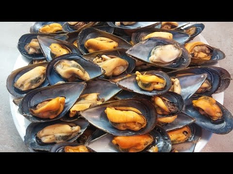 Vídeo: Mexilhões Com Vegetais E Natas