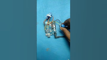 Arduino Uno, servo motor and potentiometer #arduino #electronic #circuit #servo #motor #control