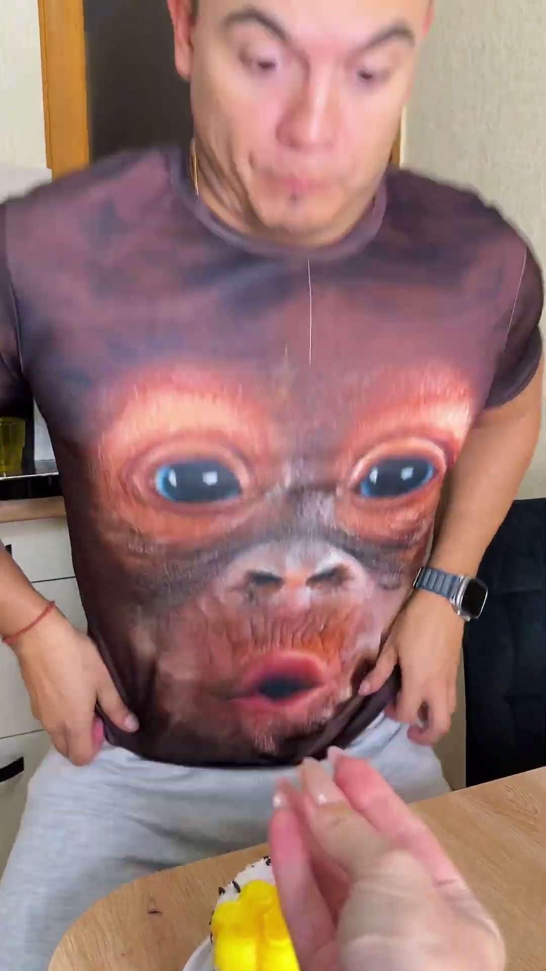 Paws blowing gorilla by Secret Vlog
