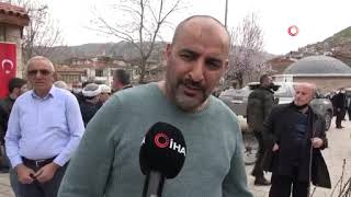 Ücretsiz fidan almak için bir birlerini ezdiler