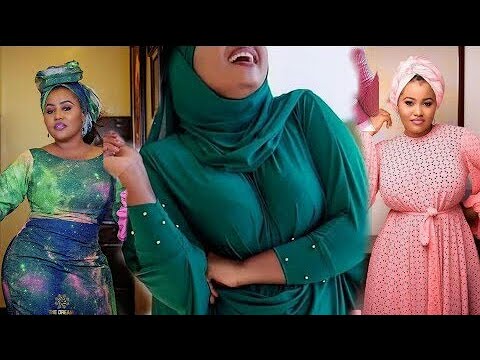  Subhanallahi Kalli Hadiza Gabon ah Sabon Video Tsirara da wani Katon Arne