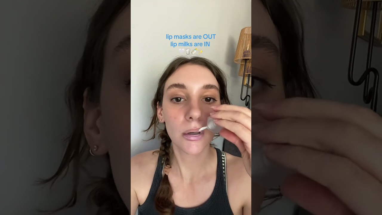 Juicy raspberry-flavored lips with a cosmic twist 