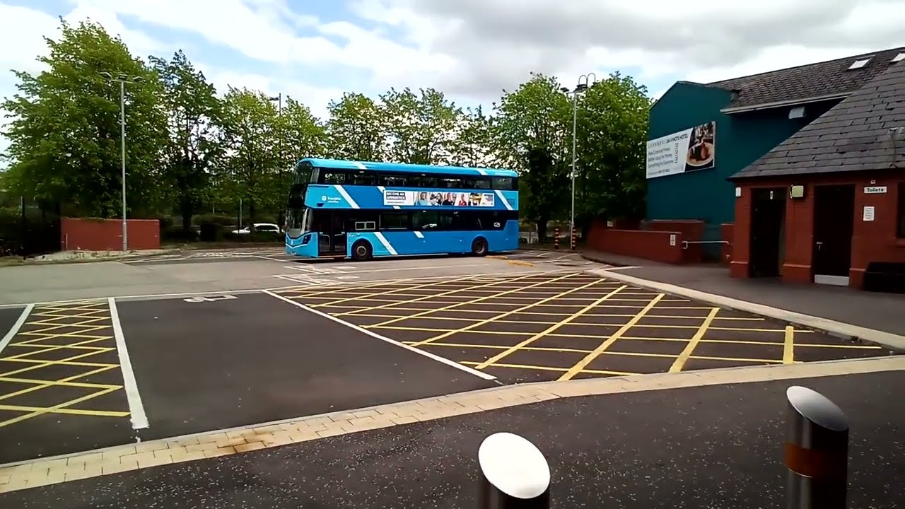 VOLVO bus Translink ulsterbus 3180 arriving, parking and shutting down in Derry ~ Londonderry.