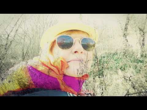 Diane Tell - Moving Postcard de Buxerolles