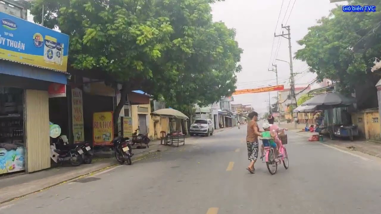 Xã Nghĩa Trung - Nghĩa Hưng đường ra phà Tam Tòa giờ rất đẹp !