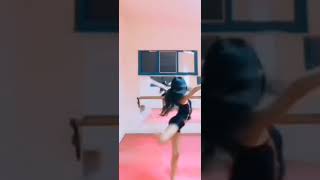 I Am Flying On The Floor