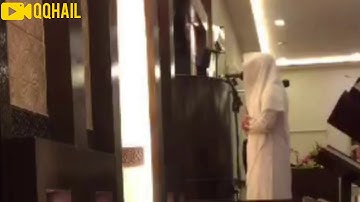 (يَا أَيُّهَا الَّذِينَ آمَنُوا لَا يَسْخَرْ قَوْمٌ مِنْ قَوْمٍ عَسَى) تلاوة للقارئ عبدالله الخلف