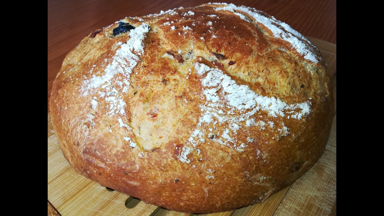 ДОМАШНИЙ СРЕДИЗЕМНОМОРСКИЙ ХЛЕБ (с СУХИМИ ТОМАТАМИ, ЧЕРНЫМИ ОЛИВКАМИ и ОРЕГАНОМ). ЗАХВАТЫВАЮЩИЙ!!