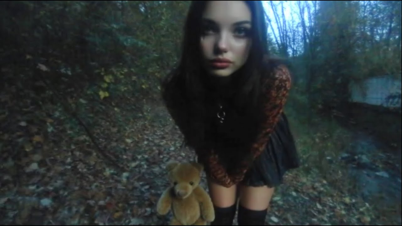 a 2000s fall sad playlist — плюшевый мишка