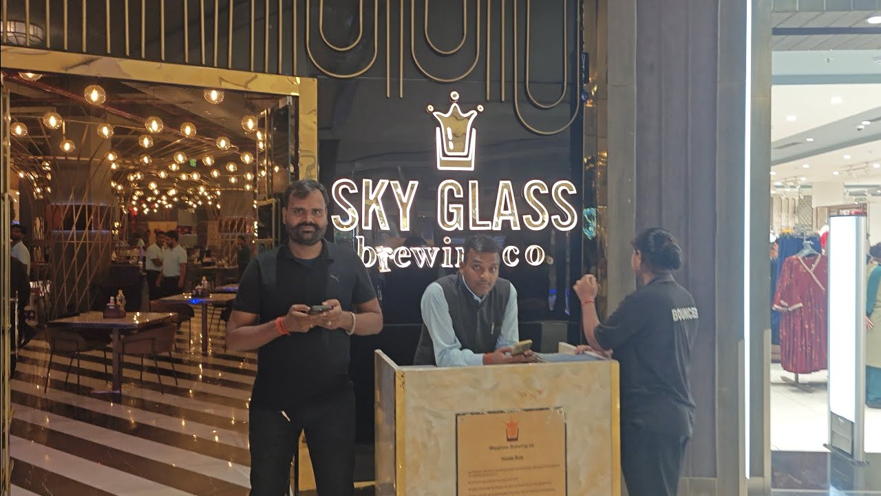 Sky Glass Brewing – Luxury Restaurant & Bar at Phoenix Palassio Lucknow, Shaheed Path. Top 5 bar