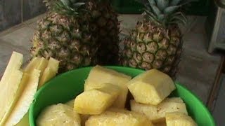 How to Cut Up and Freeze Pineapple