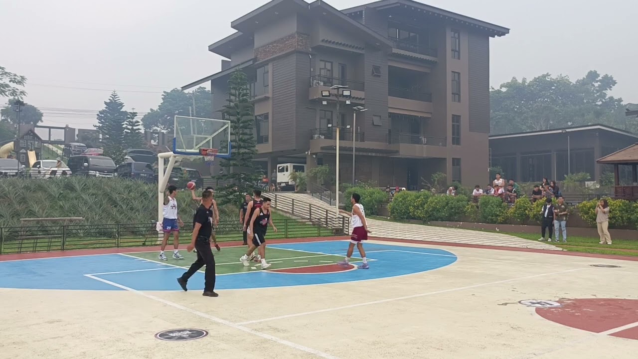 CouchLock vs HotBox Semi Finals