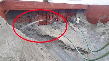 Unloading sand form ship barge unloading video unload sand from big barge ship 325 (08 NOV 2025)