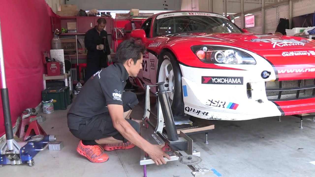 neel Racing スーパー耐久04 AP 2015.08.02 - YouTube