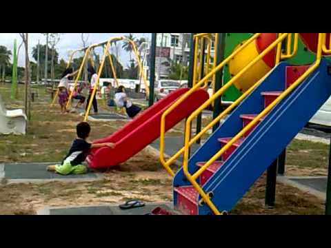 Video: Bagaimanakah saya memulakan taman permainan kanak-kanak dalaman?