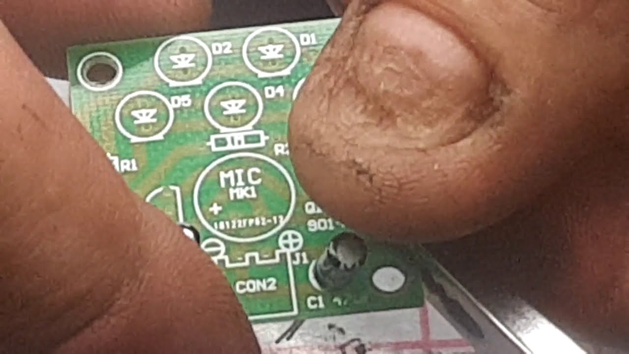 LIDL SOLDERING IRON AND HELPING HANDS TEST YouTube