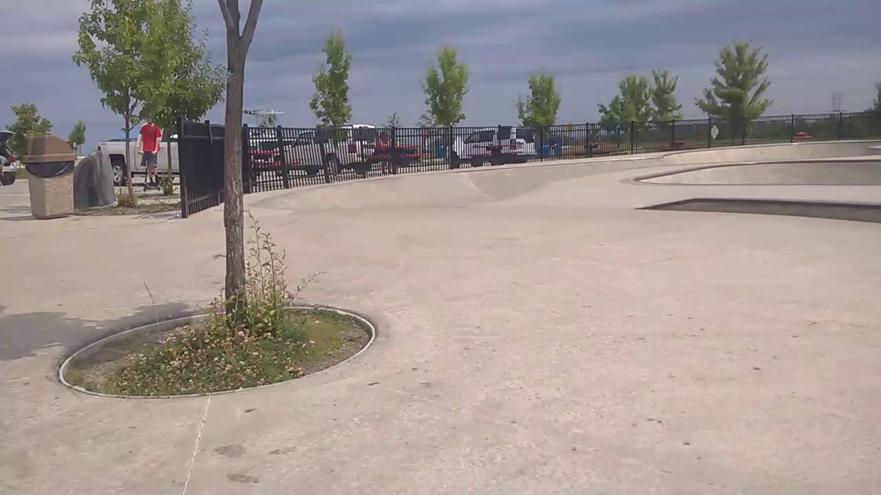 Peach plaza - ride through