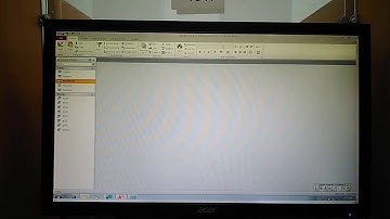 Total Query và Crosstab Query