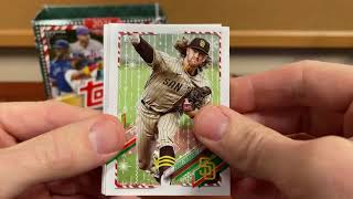 2021 Topps Holiday Mega Box - A better look at Codes and Short Prints to watch for
