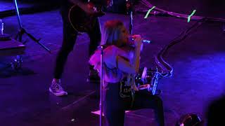 Girlfriend 3 - AVRIL LAVIGNE: Head Above Water Tour Chicago, IL - September 26, 2019