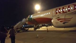 Вылет из аэропорта Анталии в Турции и посадка в самолет