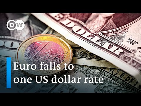 Read more about the article Weak Euro falls to lowest in 20 years hitting parity with US dollar | DW News – DW News