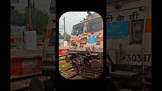 #youtubeshorts #publicreactin #public #engine #viral #shortvideo #travel #indianrailways #travelblog