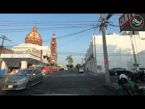 Calle Esteban Vaca Calderón, Apatzingán Michoacán. México