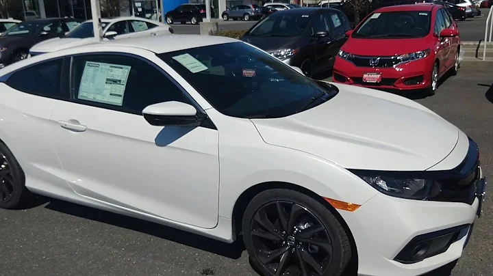 Walk around Honda Civic Coupe Sport
