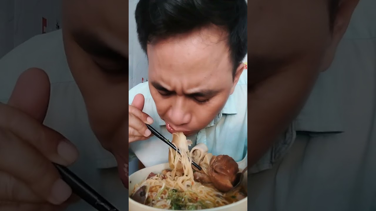 Bún riêu giò heo quá đã chảy cả nước mồm ra vì thèm 