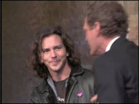 Eddie Vedder  Pearl jam eddie vedder Eddie vedder Pearl jam