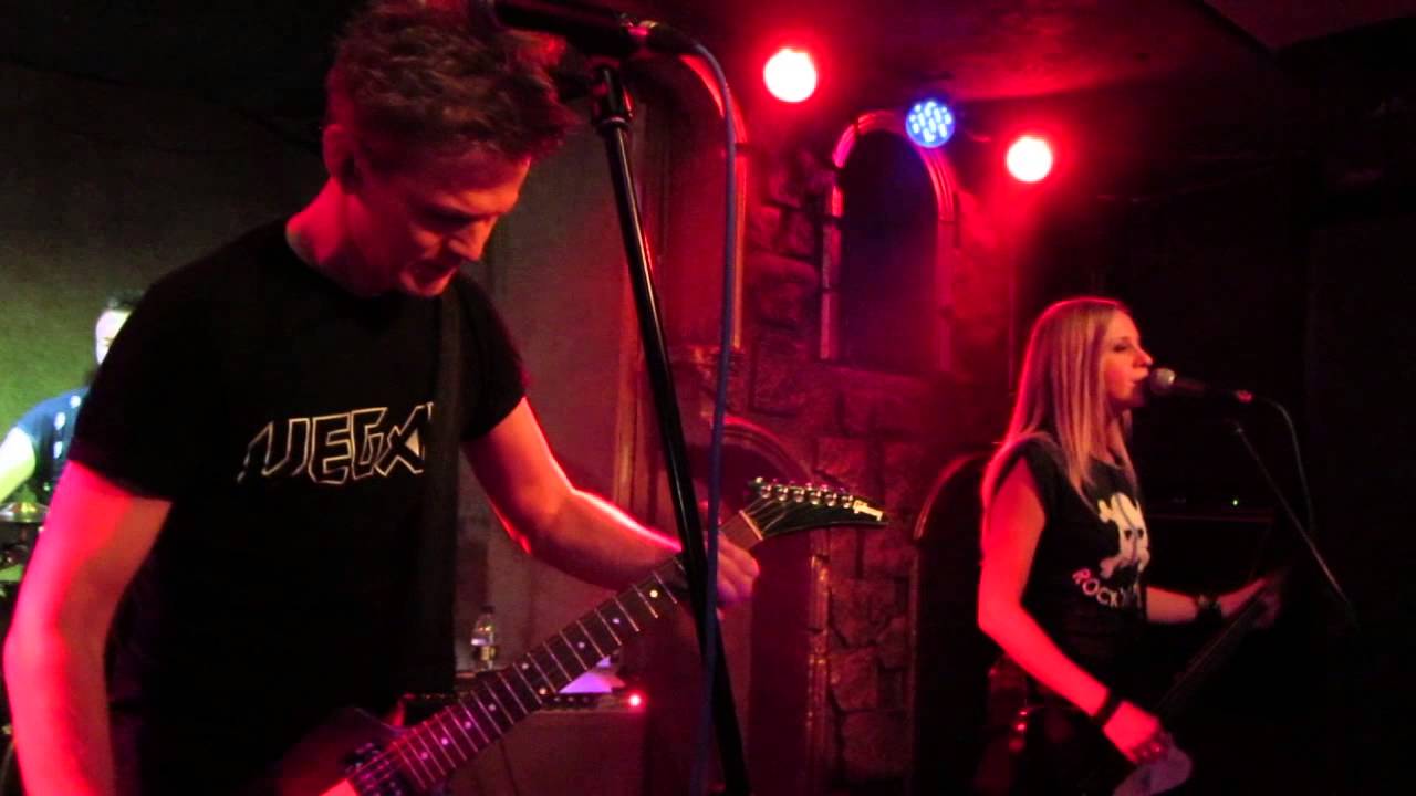 приключения электроника песенка о снежинке. снежинка из чародеев ноты для фортепиано. снежинка приключения электроников тариф новогодний. снежинка ноты для фортепиано крылатов. приключения электроников снежинка.