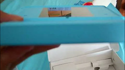 Nintendo DSi Unboxing! (BLUE)