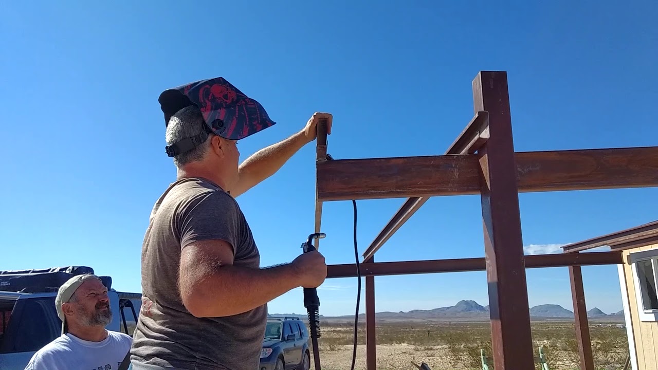 Tiny House Rafters, Siding and Windows. Welding a Metal Shade Structure.