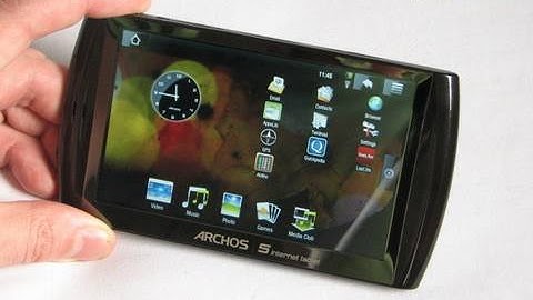 Archos 5 Internet Tablet (Android) unboxing, switch-on and overview.