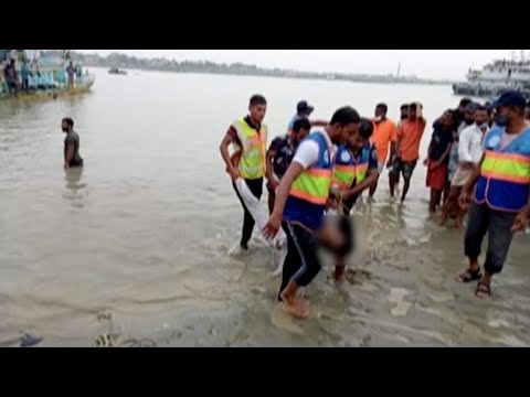 26 killed and several missing after bulkhead hits speedboat in Madaripur