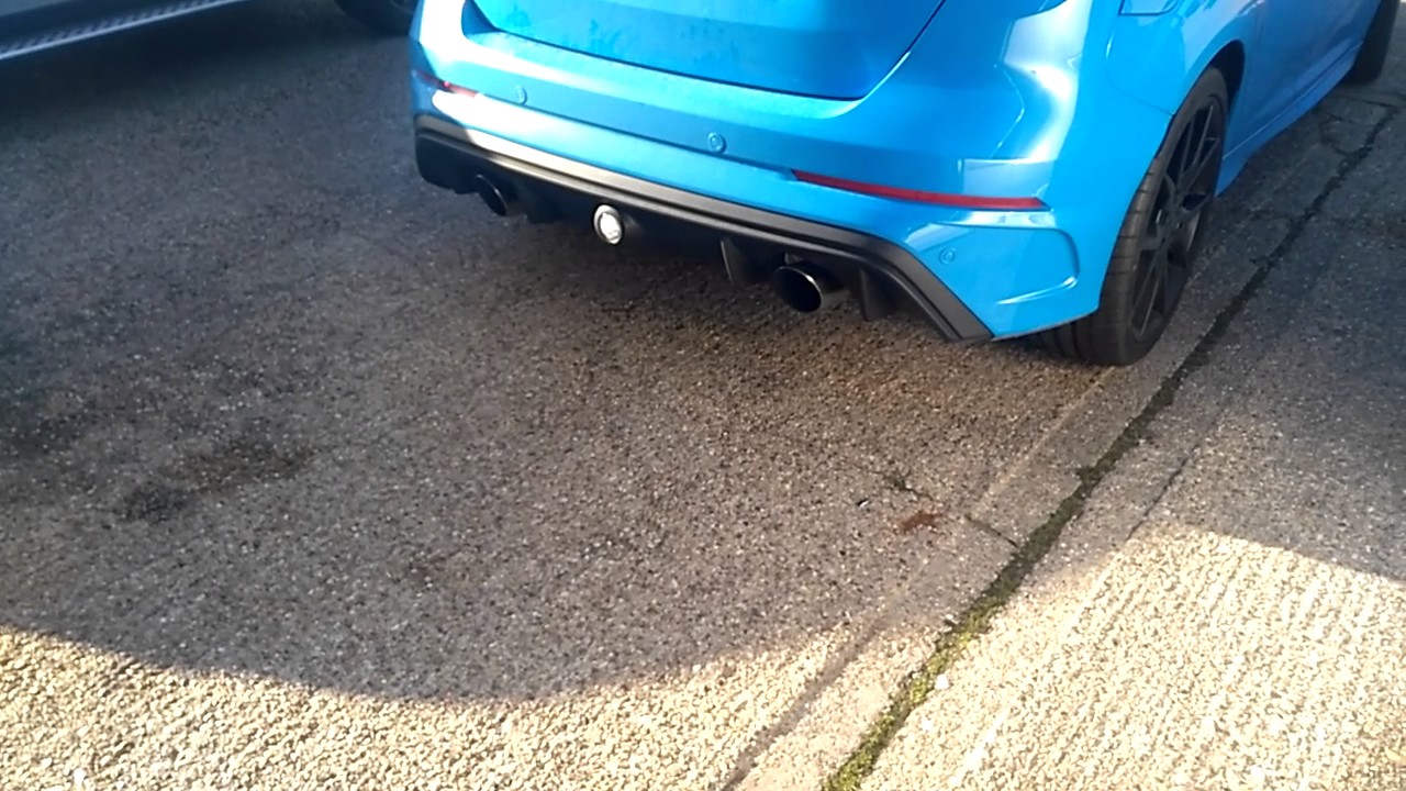 2016 ford focus RS exhausts noice. YouTube