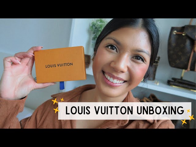 Louis Vuitton Louise earrings! $800, are they worth it?( Unboxing