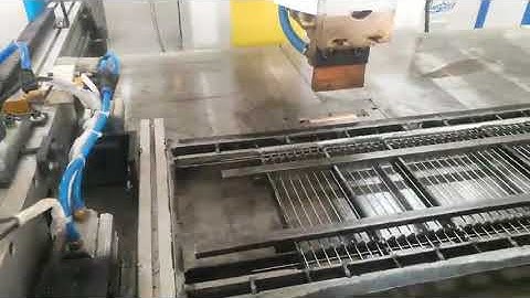 Hwashi mini wires mesh Welding machine,wires rack making machine with automatic wires filling system