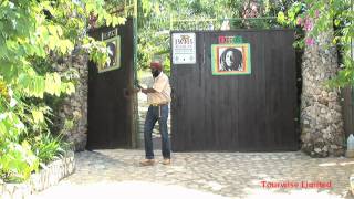 Miniatura de vídeo de "Bob Marley's house and mausoleum in the village of Nine Miles,  Jamaica."