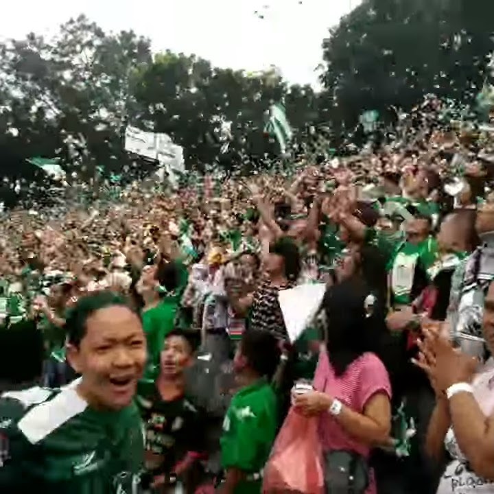 Smeck hooligan tribun selatan