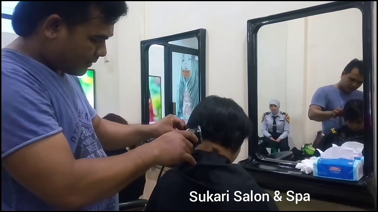  POTONG  RAMBUT  BOB  PENDEK DIBAWAH TELINGA YouTube