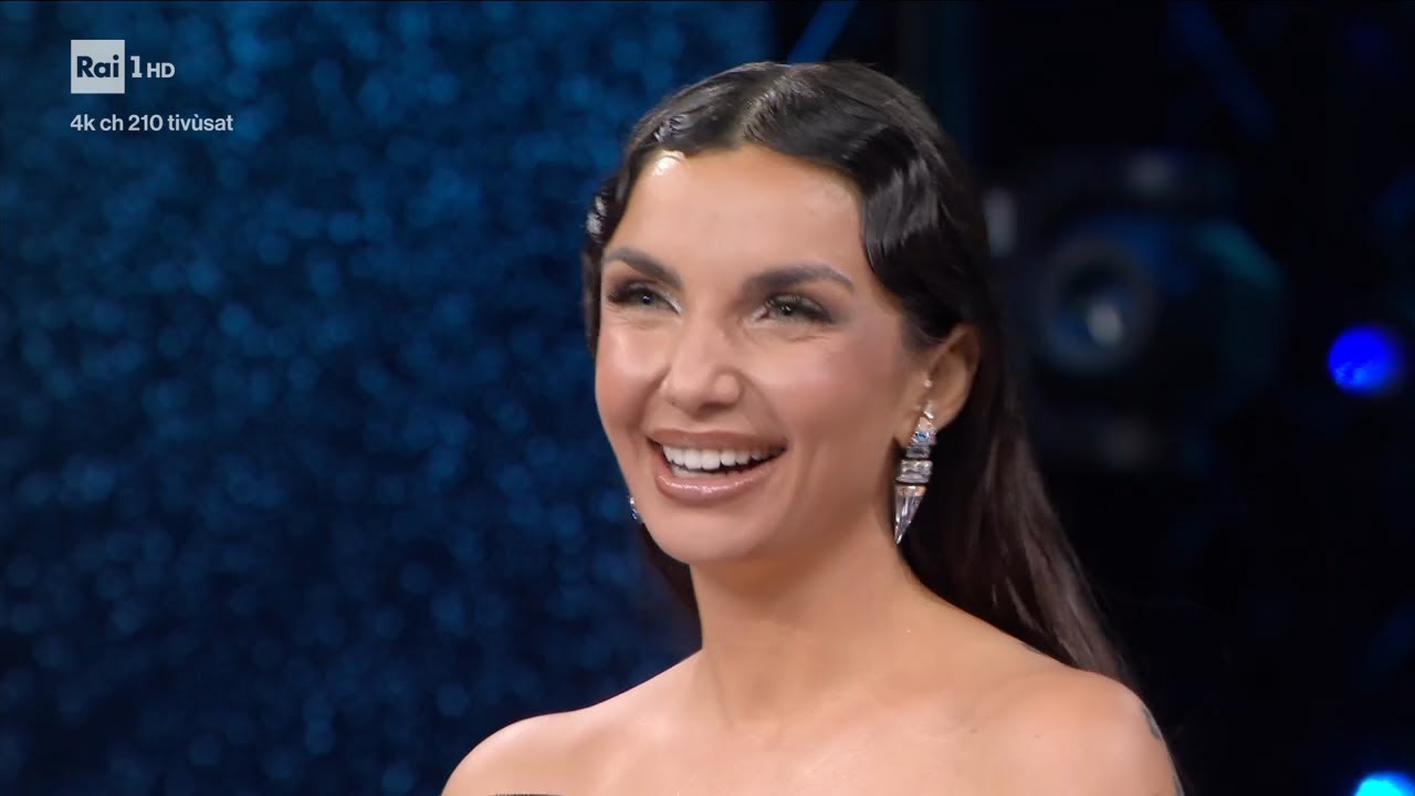 Elettra Lamborghini con 