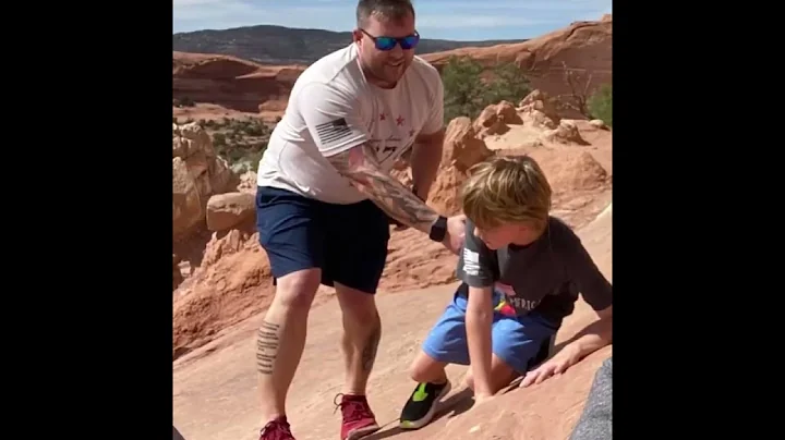 Moab, UT / Wilsons Arch / MUST STOP!!