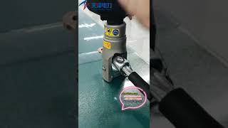 20 seconds crimp the Cu/Al cable lugs and connectors by battery operated hydraulic crimping tool